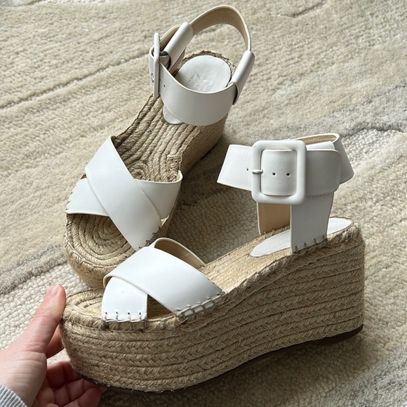 marc fisher white wedges